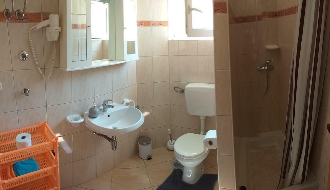 Apartments Vila Ana Вир Экстерьер фото